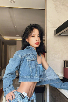 杨棋涵李美熙